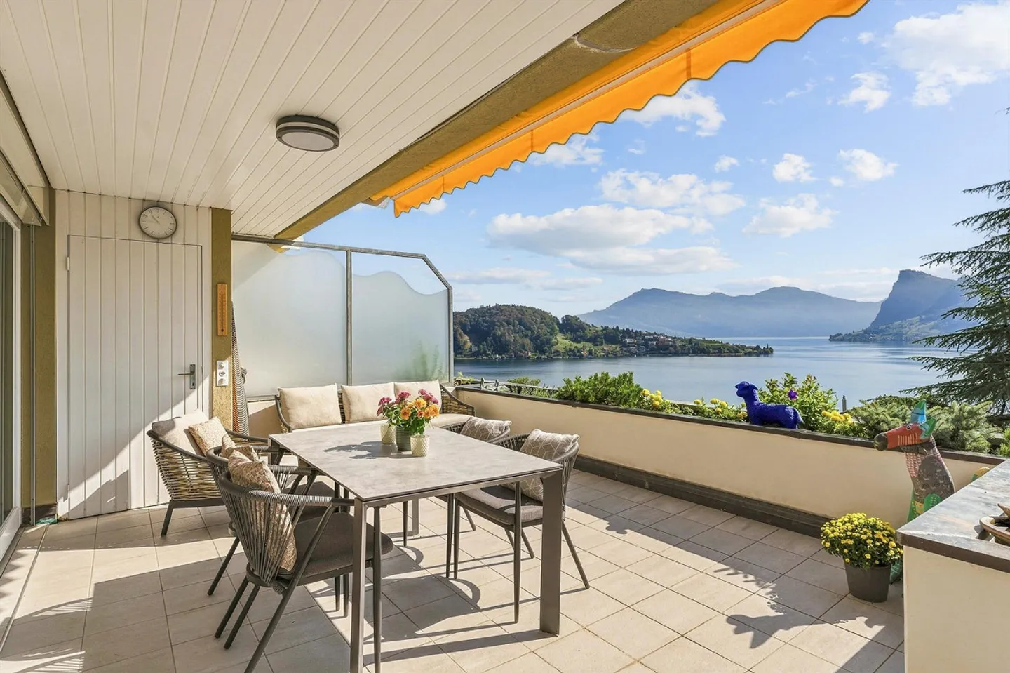 Exklusives Apartment mit Seesicht - Foto 1 von 15