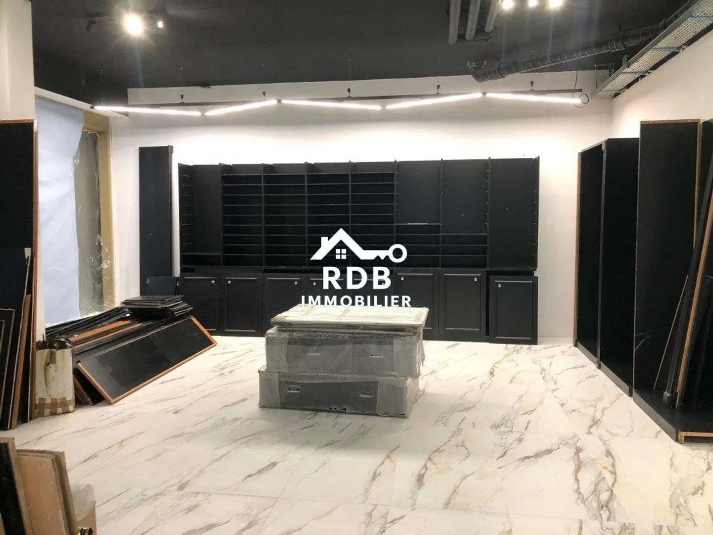 Locale commerciale disponibile immediatamente a Sion stazione ferroviaria - Foto 4 di 6