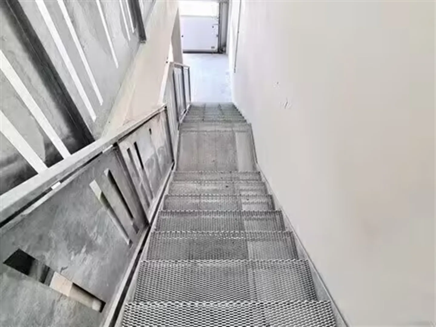 Espace de Bureau Moderne - Photo 2 sur 2