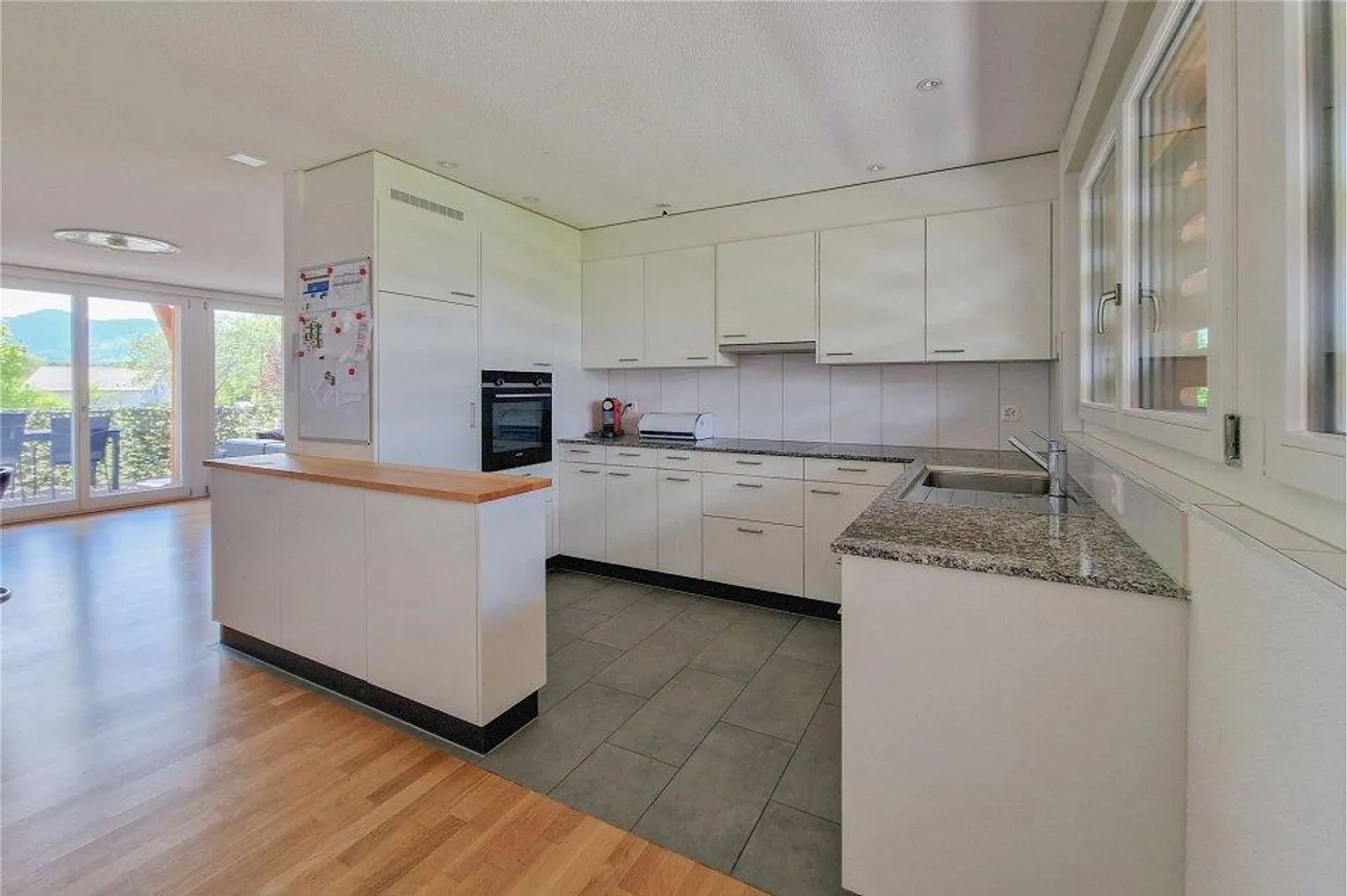 Durchdacht geplant, grosszügig gestaltet  Ihr neues Zuhause mit Weitblick - Foto 11 von 13