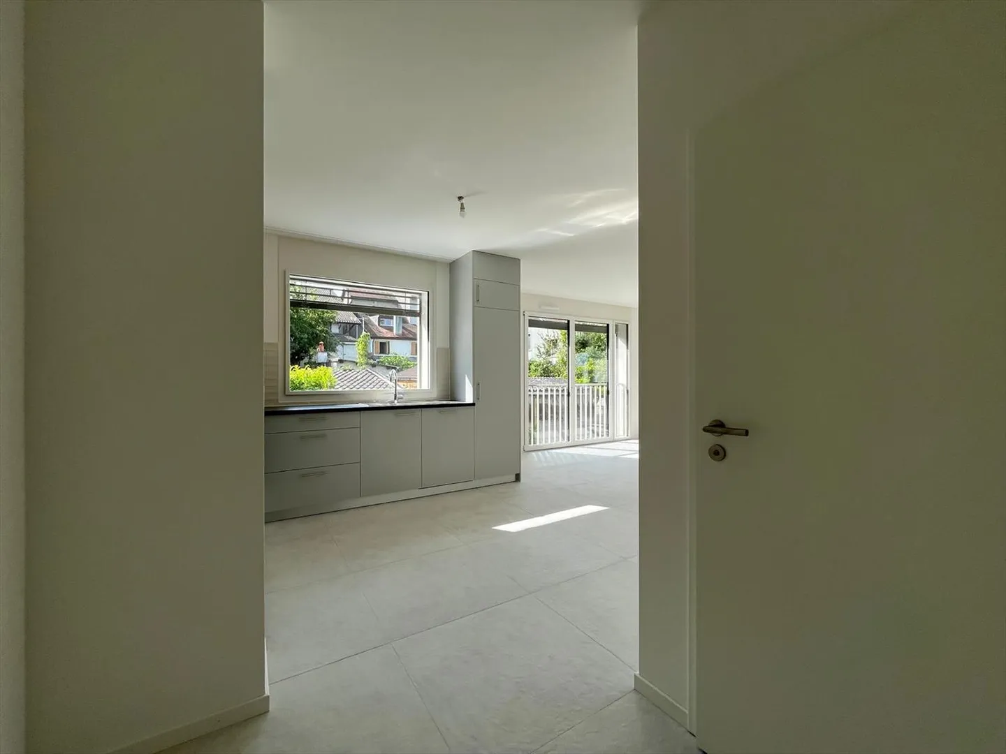 2.5 Room Apartment - Photo 4 of 9