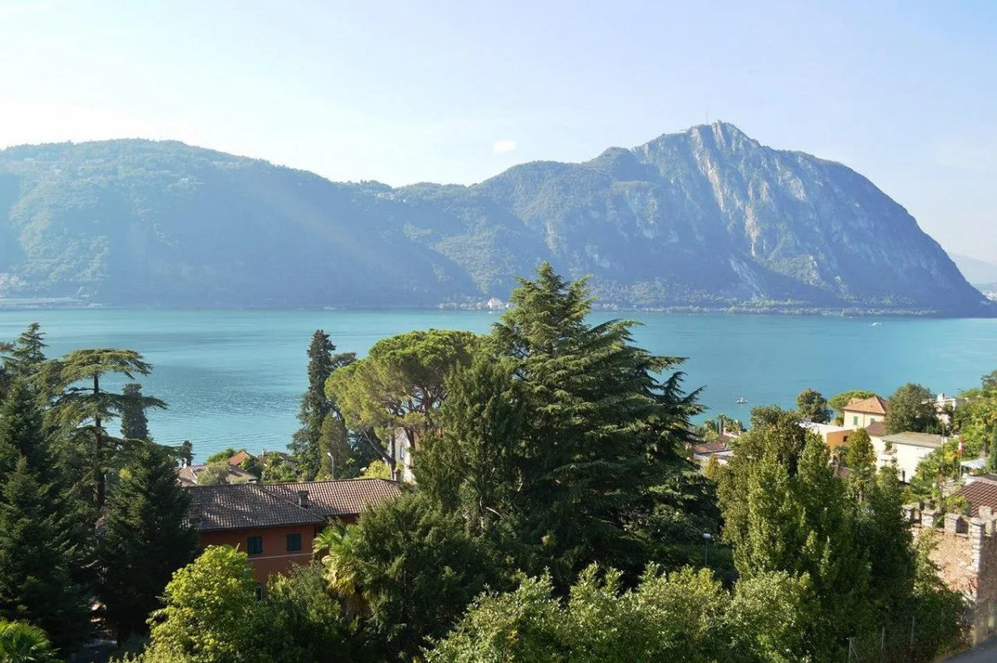 ATTICO DI 4.5 LOCALI CON SPLENDIDA VISTA LAGO - Foto 4 di 12