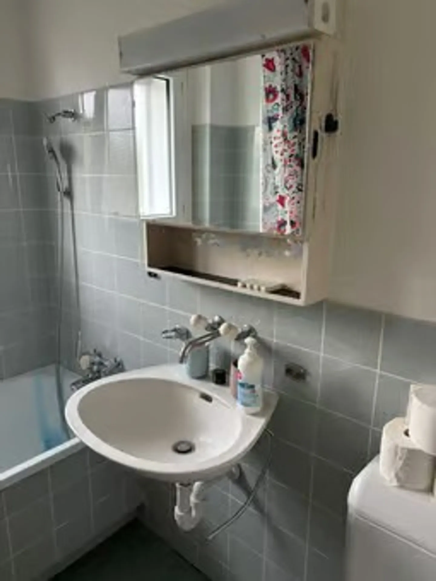 ✨ Appartement 2,5 pièces entièrement meublé dans le calme de Dübendorf - Photo 13 sur 13