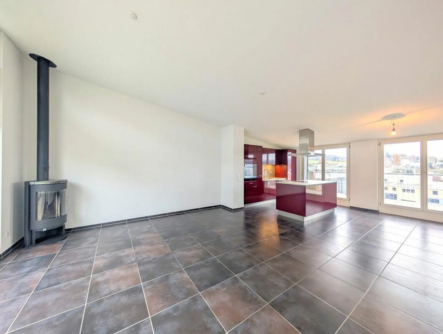 Vivere centrale con molto spazio per tutta la famiglia - Foto 2 di 11