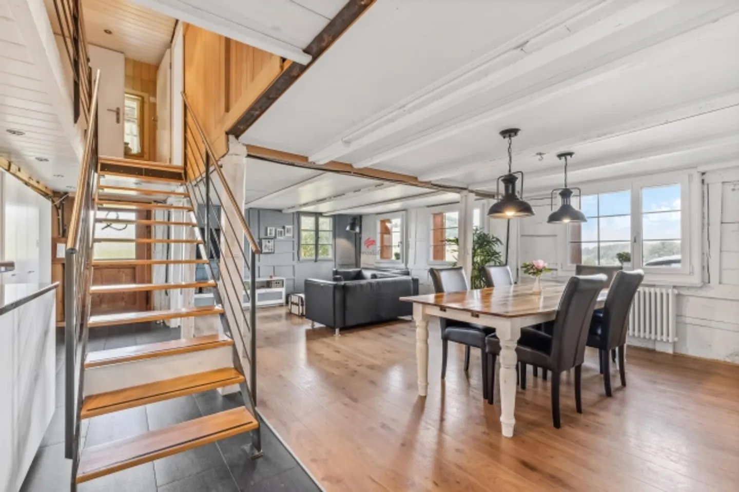 Farmhouse with barn as a feel-good oasis in idyllic nature - Photo 6 of 14