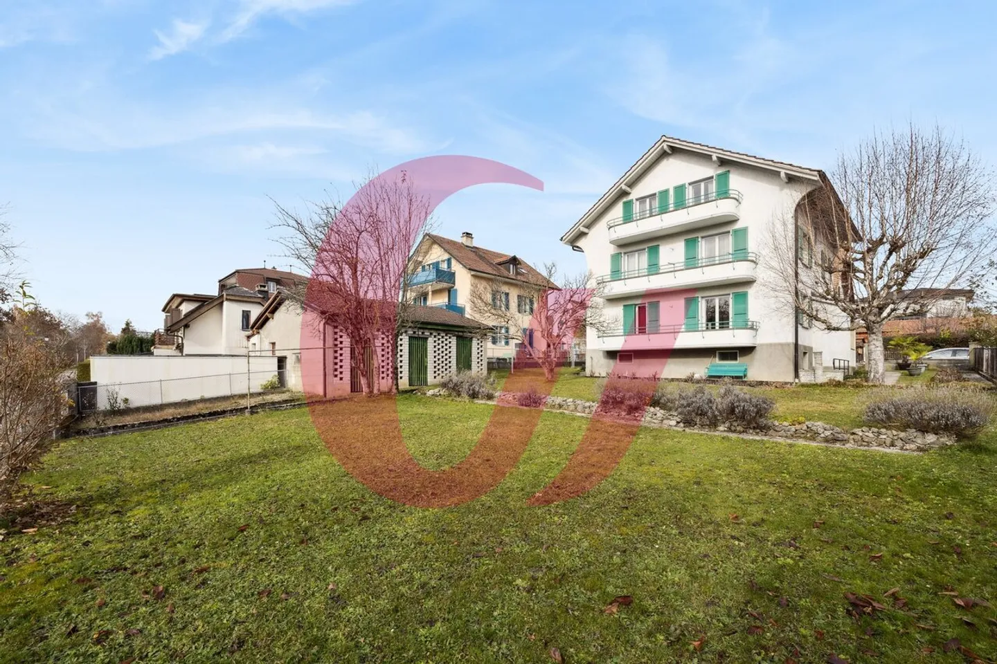 Gebäude mit 3 Wohnungen im Stadtzentrum von Bulle! - Photo 1 sur 10