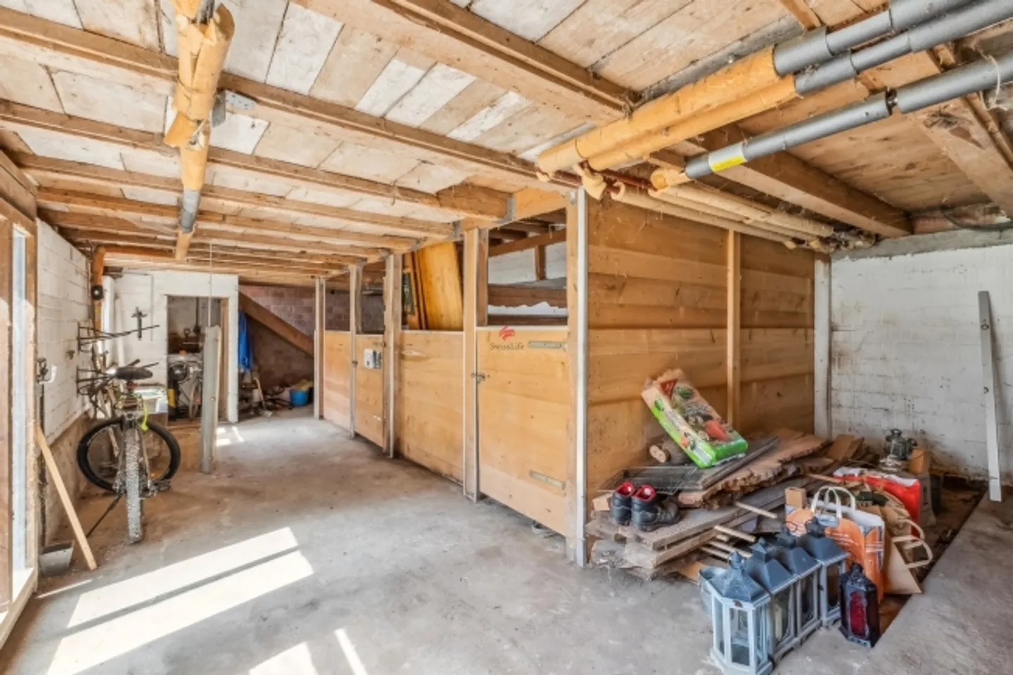 Farmhouse with barn as a feel-good oasis in idyllic nature - Photo 12 of 14