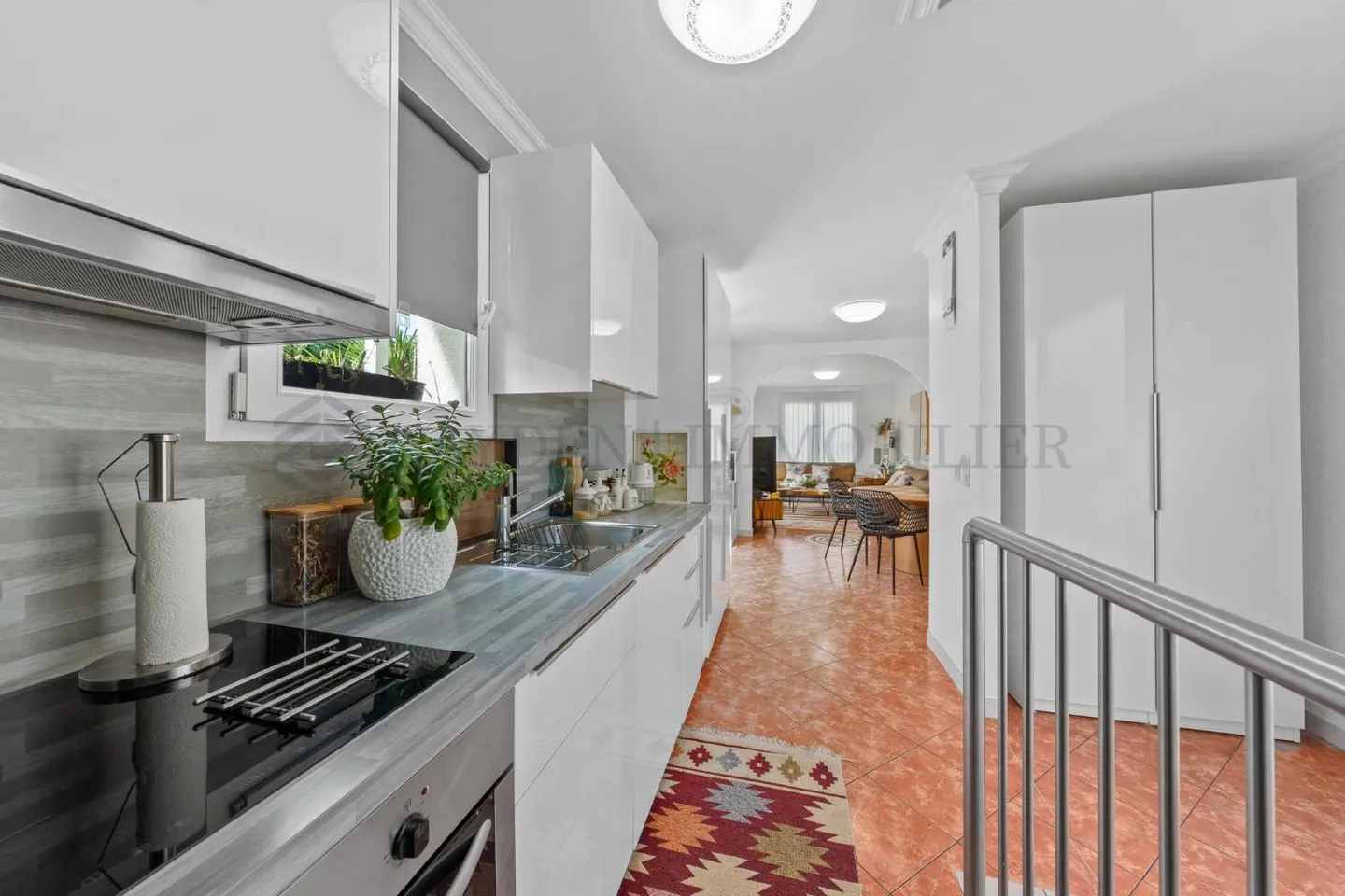 Villa Élégante avec Piscine - Photo 4 sur 11