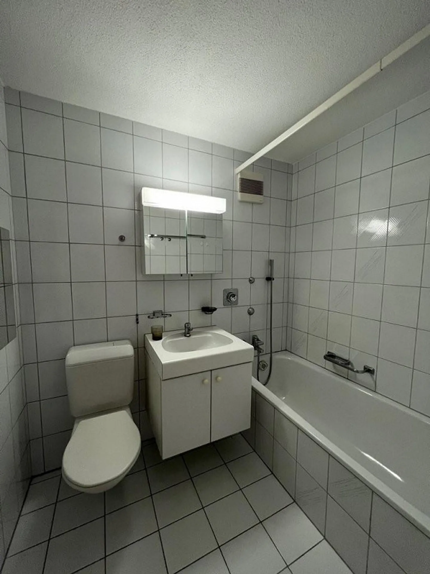 Geräumige Wohnung am Zentenhausplatz - Foto 5 von 6