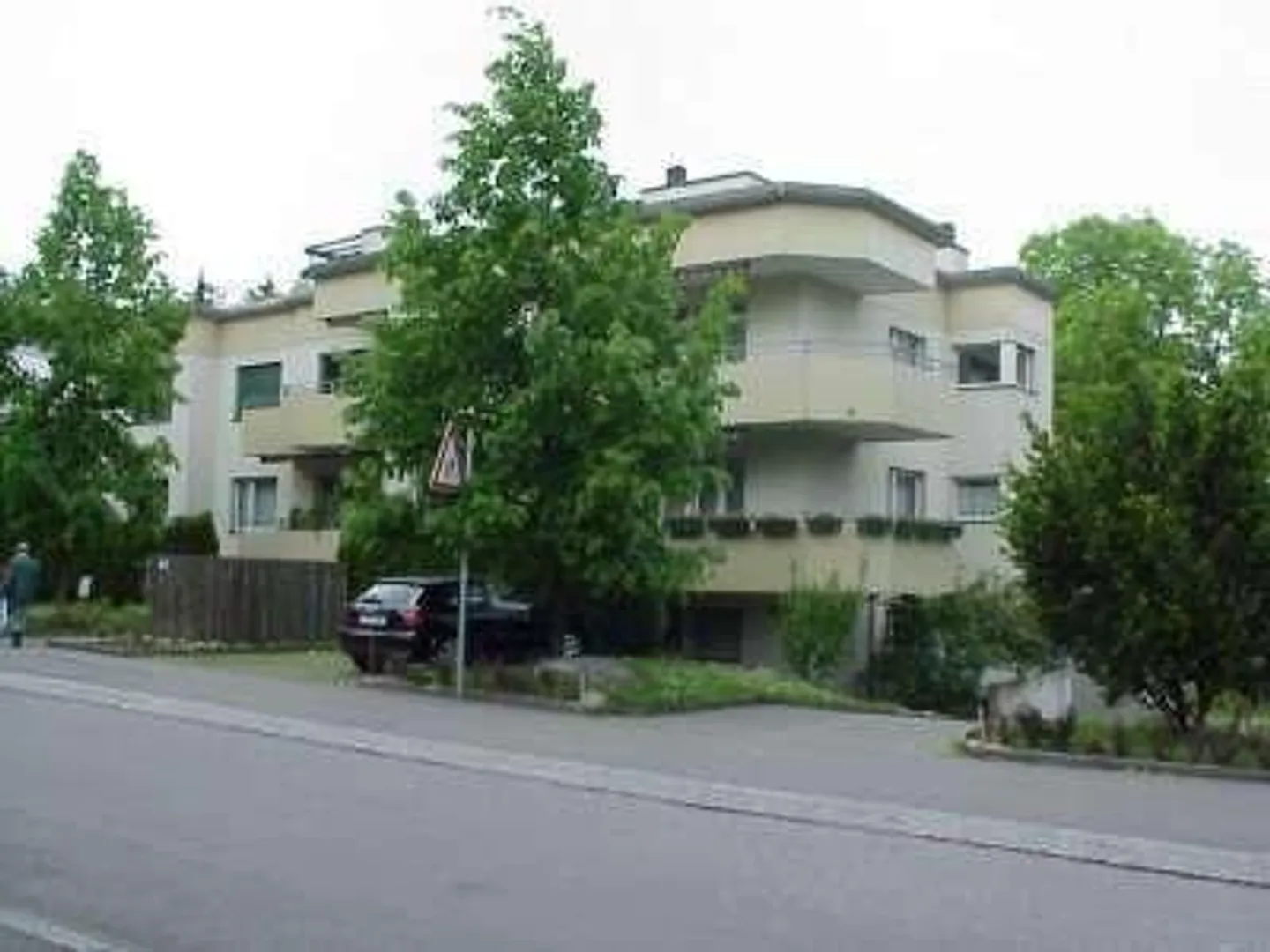 Geräumige Wohnung am Zentenhausplatz - Foto 1 von 6