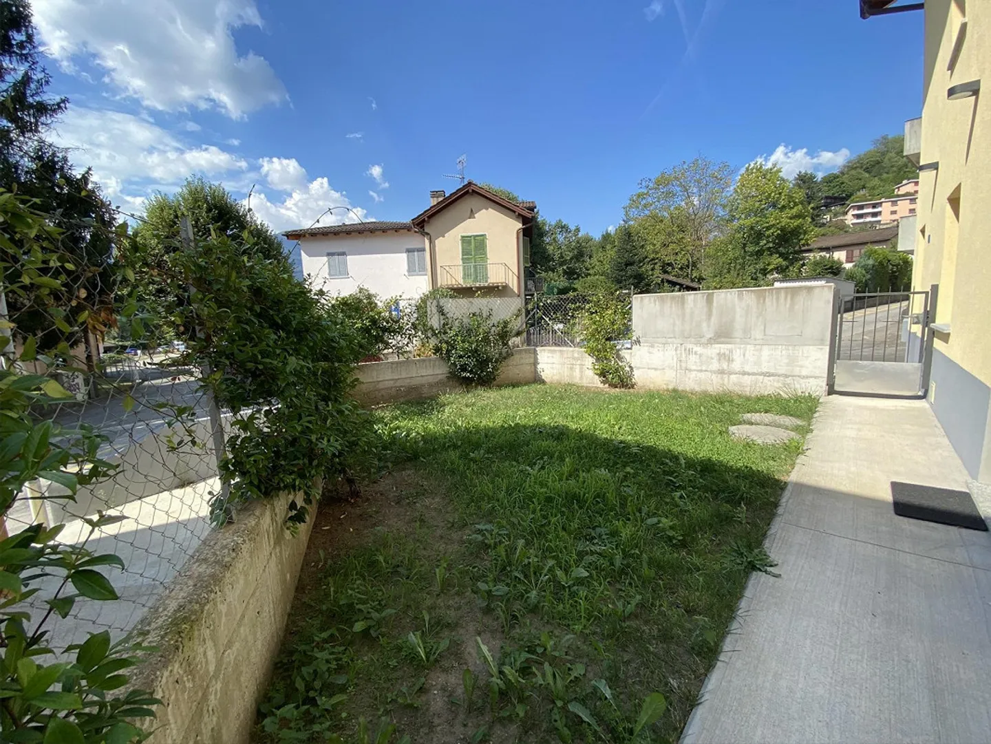 LUMINOSA CASA BIFAMILIARE CON DUE APPARTAMENTI - Foto 7 di 13