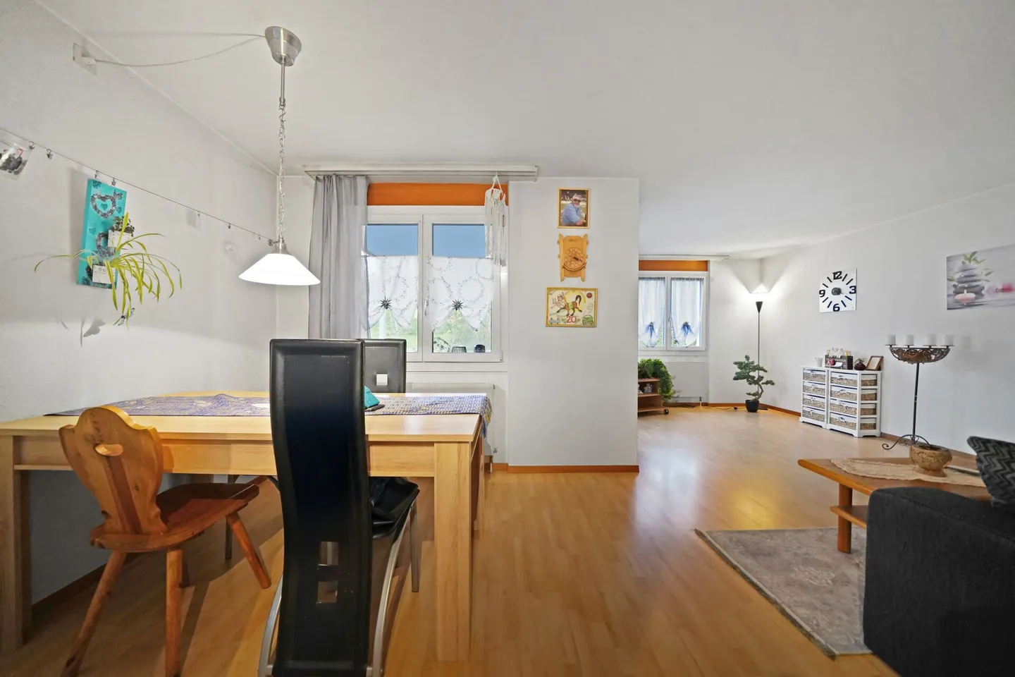 Luminoso appartamento di 2,5 stanze con balcone e vista mozzafiato - Foto 6 di 13