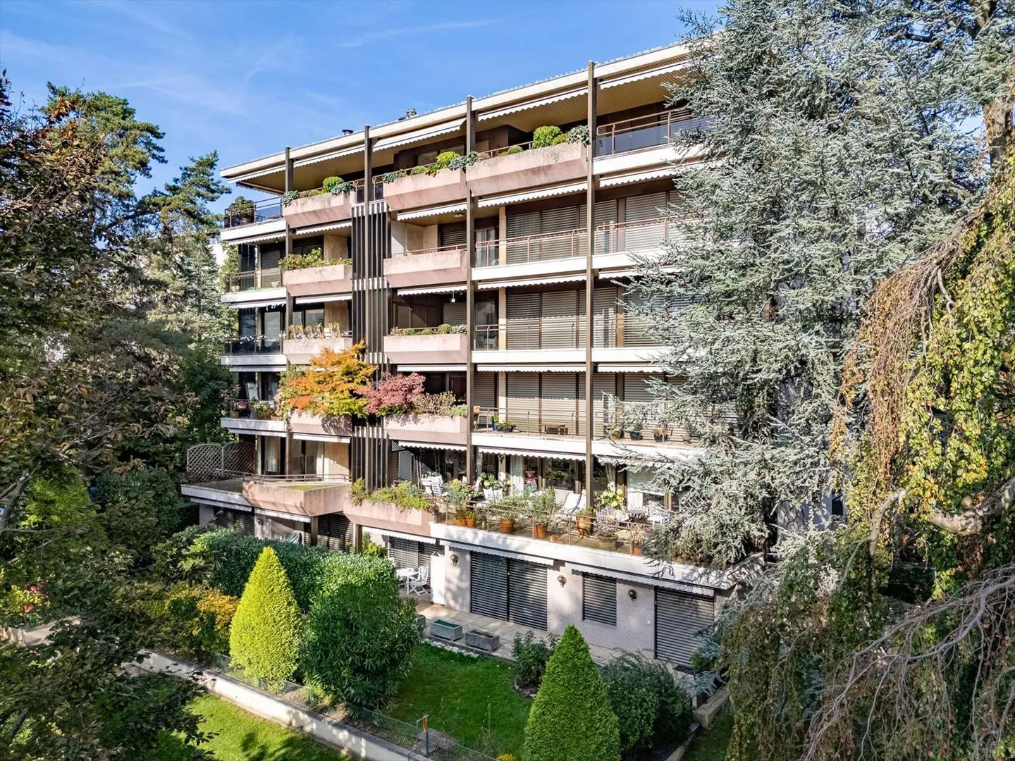 Magnifico appartamento di 3,5 stanze a pochi passi dal lago - Foto 1 di 13