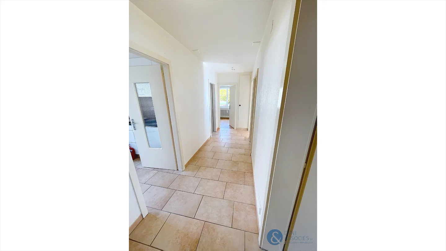 4.5 Room Apartment - Photo 4 of 12