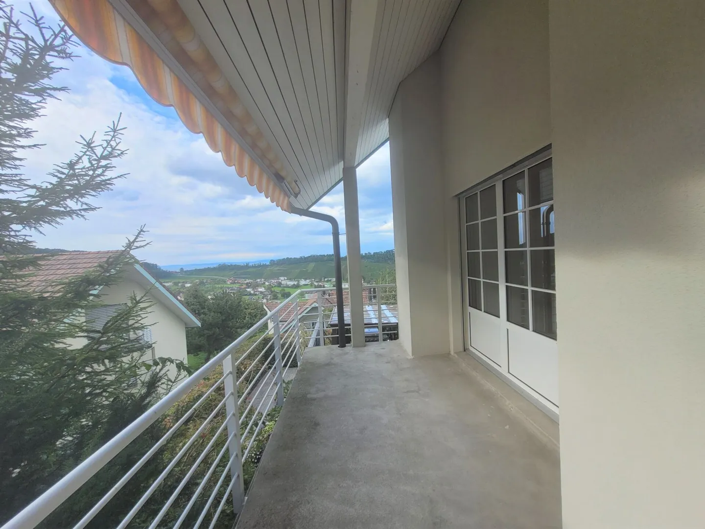 4.5-Zimmerwohnung mit Seeblick - Foto 3 von 9