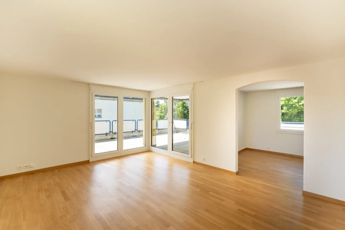 Appartamento attico di 5 stanze con grande terrazza - Foto 2 di 13