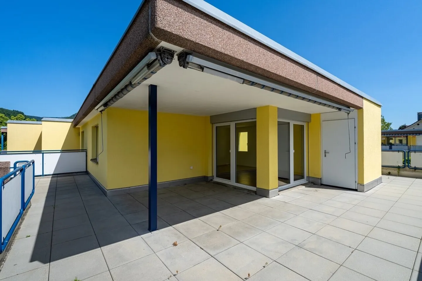 Appartamento attico di 5 stanze con grande terrazza - Foto 11 di 13