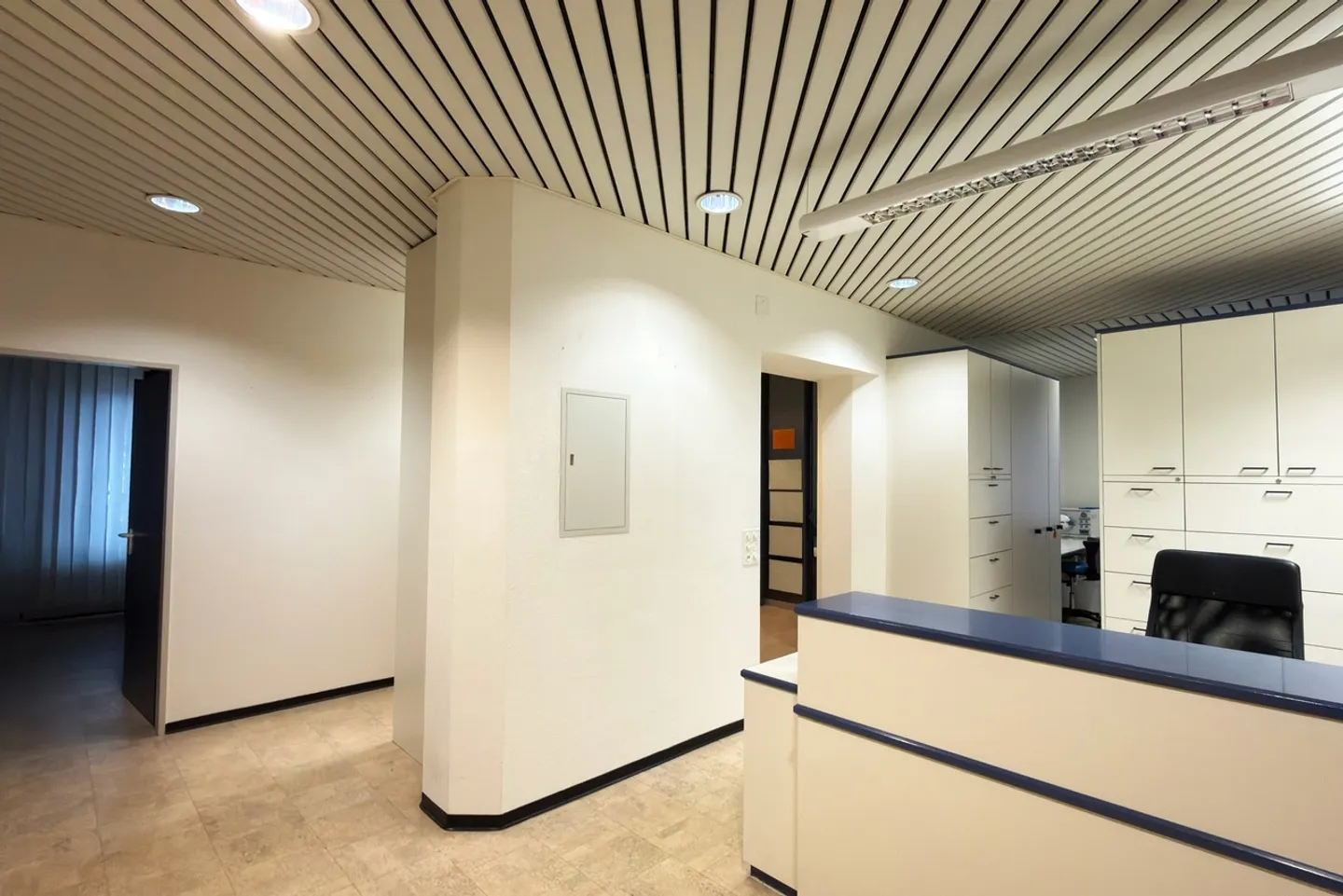 Spazio ufficio in affitto - Foto 3 di 11