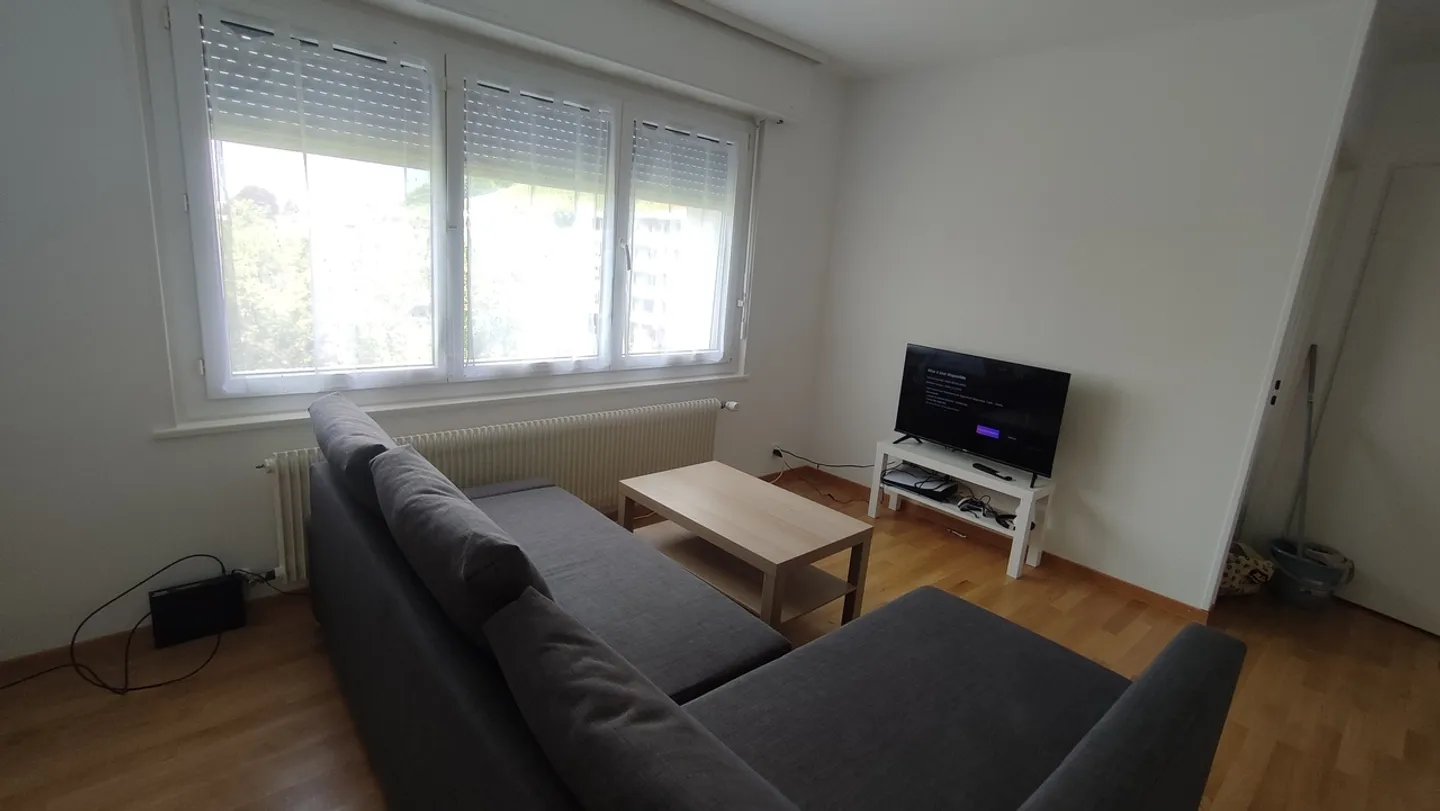 Nice studio in a quiet neighborhood - Photo 2 of 5