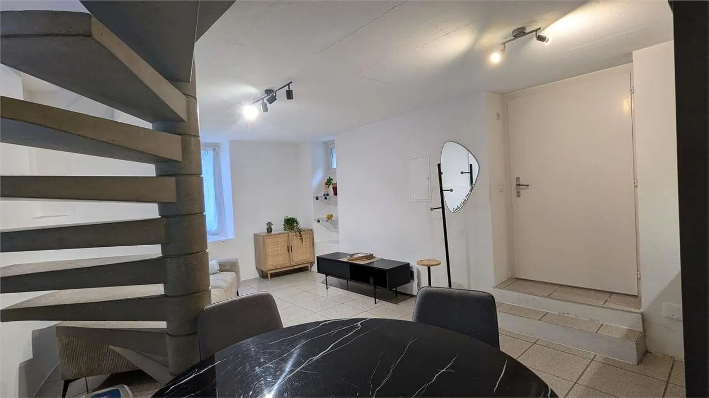 Losone, duplex 2,5 ristrutturato - Foto 2 di 8