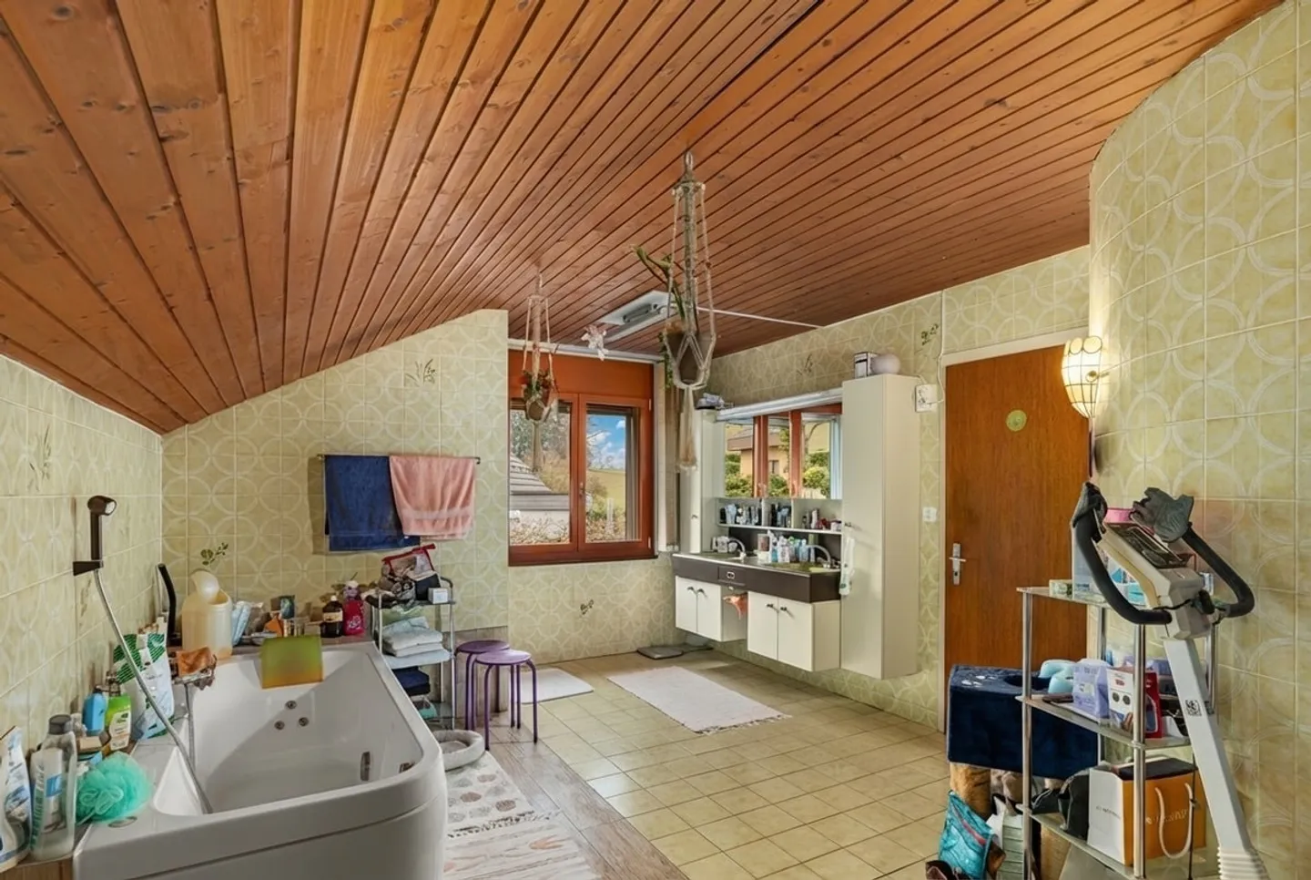 Herzliche Villa - Cheseaux-Noréaz - Foto 12 von 17
