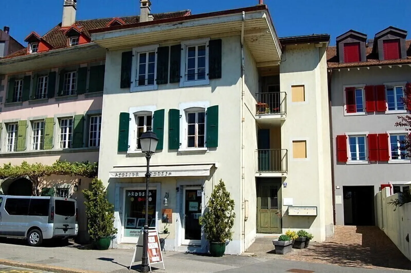 STUDIO IN LAUSANNE - PULLY, FURNISHED - Photo 5 of 5