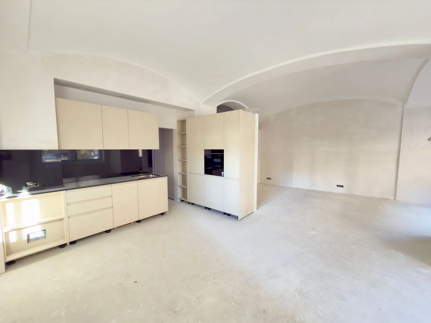 2½-room apartment under renovation on the 1st floor - Photo 3 of 8