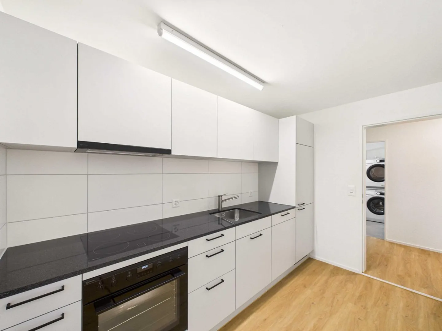 Renovated 3.5 room apartment in Bronschhofen - Photo 1 of 7