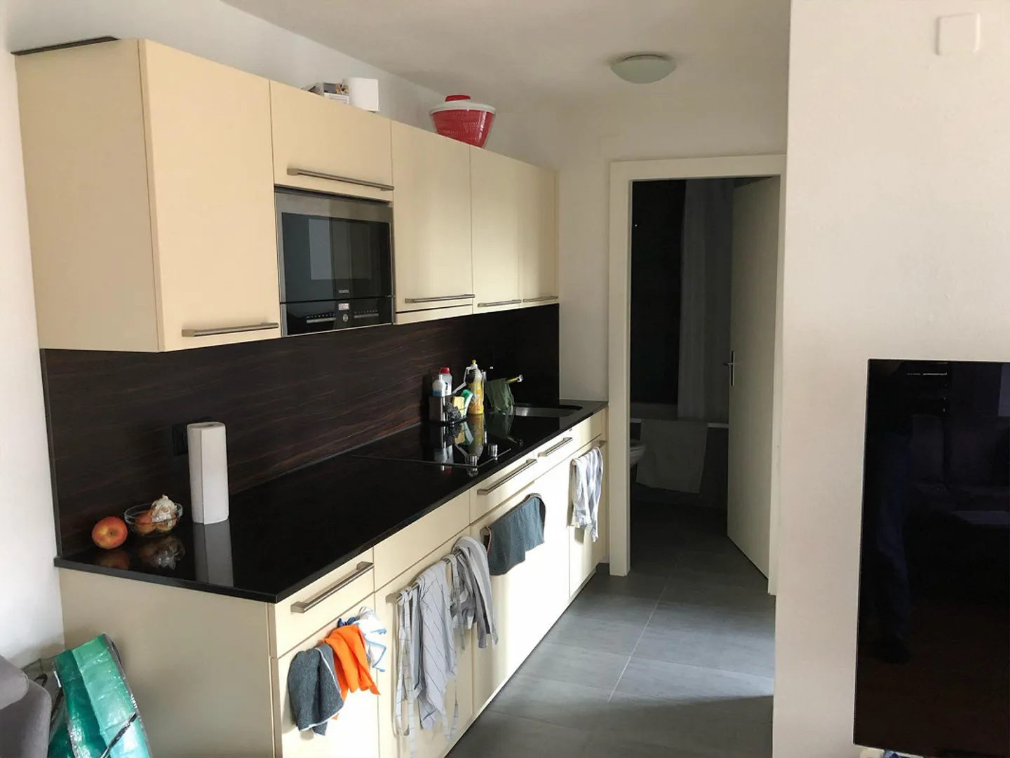 Lively and Central - Apartment on Bernstrasse - Photo 6 of 7