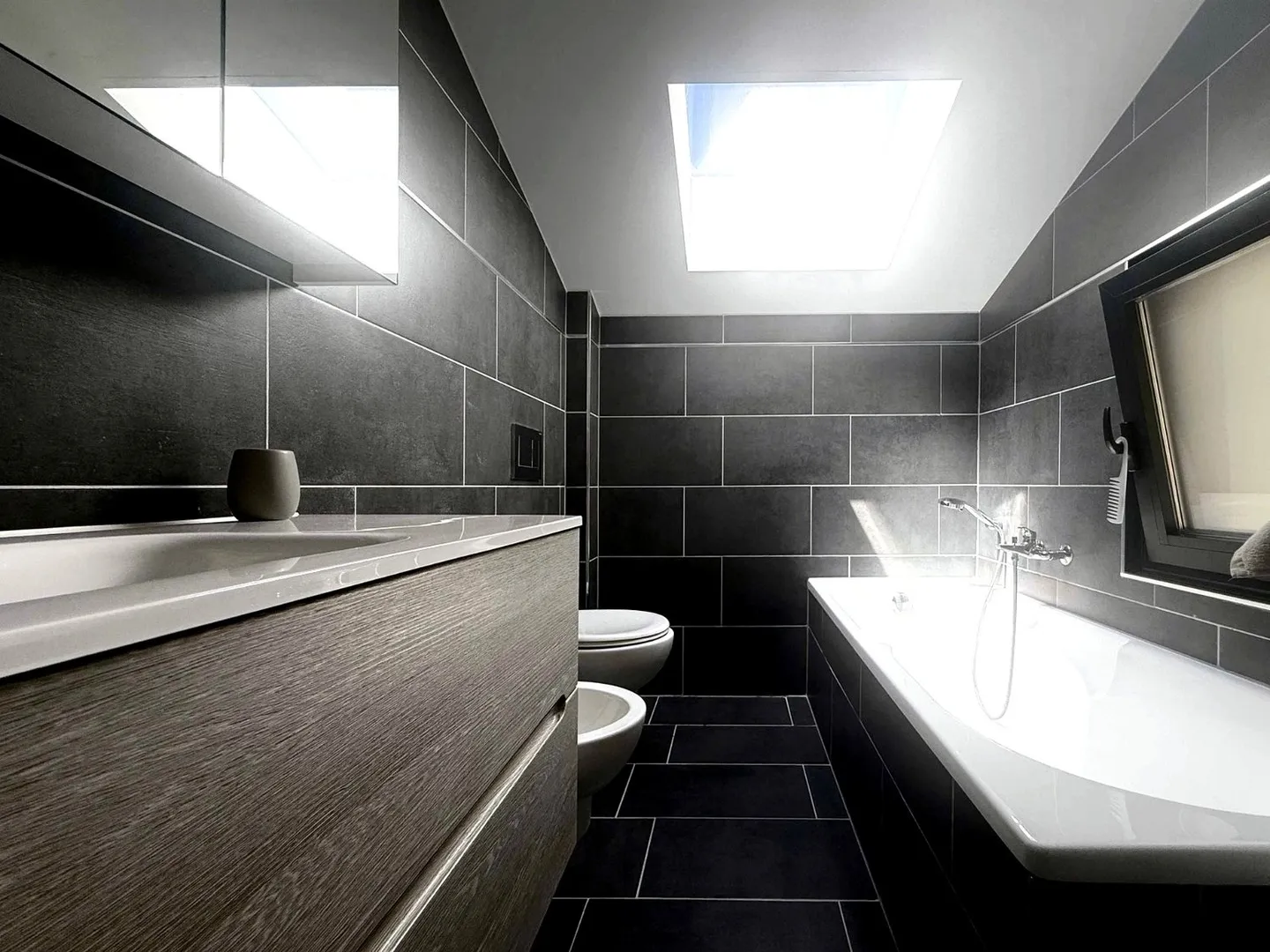 Modern Design Villa in a Quiet Location - Photo 6 of 9