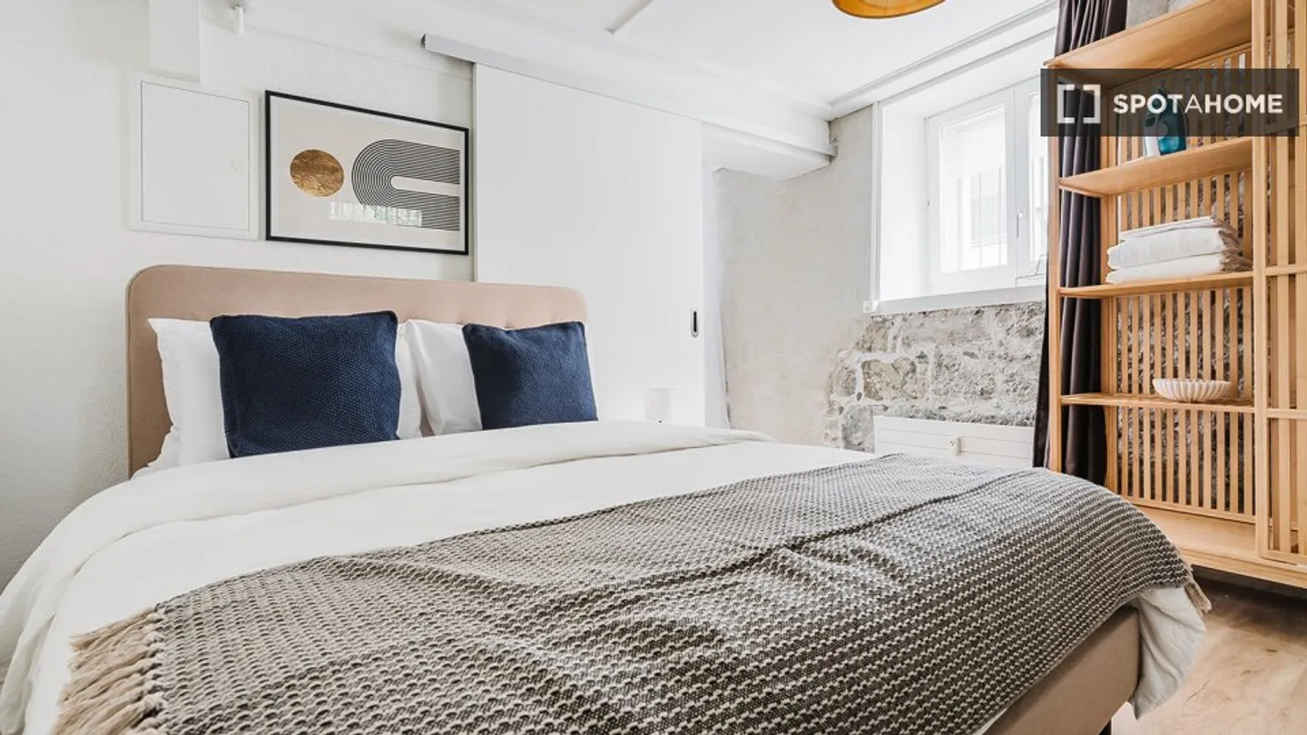 Apartment for rent - Photo 4 of 10