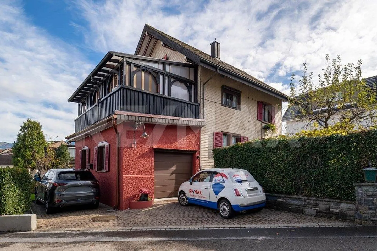 Wohnen mit Geschichte und Gartenidylle  freistehendes 7-Zimmer-Haus mit Einliegerwohnung - Photo 3 of 13