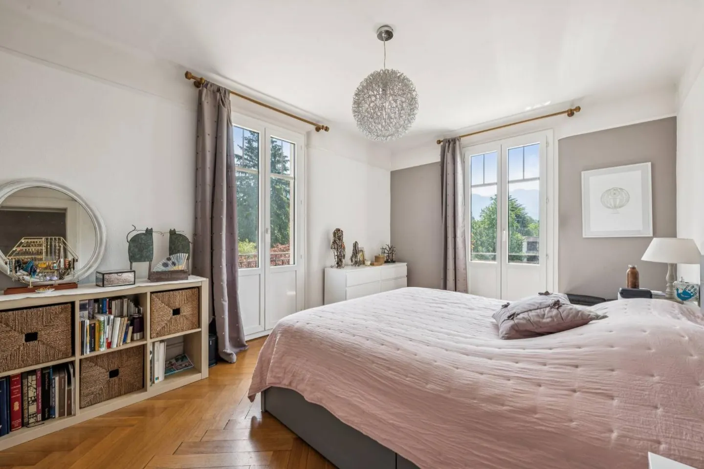 Villa de luxe avec 13 chambres et appartement séparé, vue sur le lac et vue sur la montagne - Photo 5 sur 12