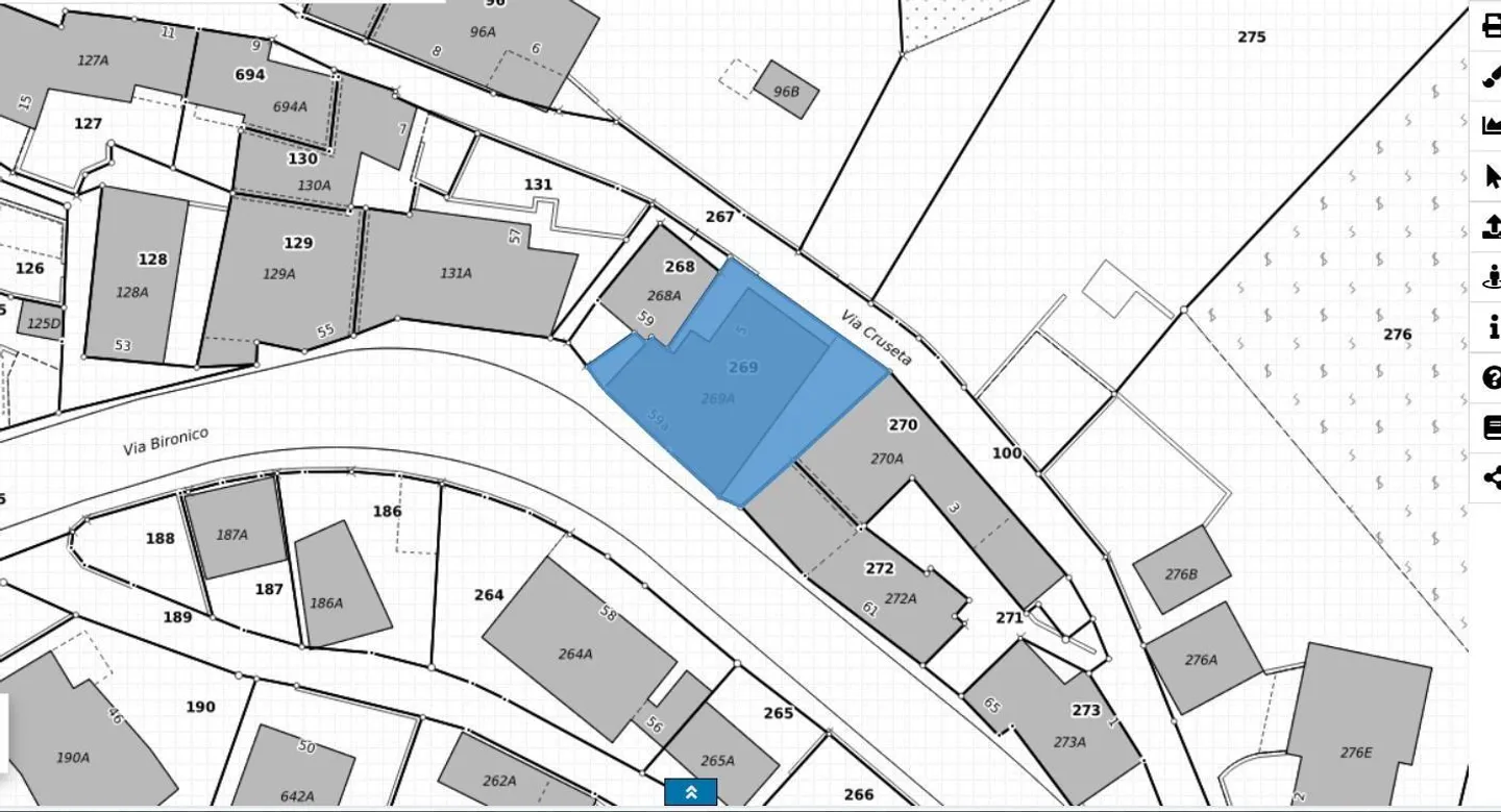 Casa plurifamiliare con 5 appartamenti 2x2 e 3x3 stanze - Foto 15 di 17