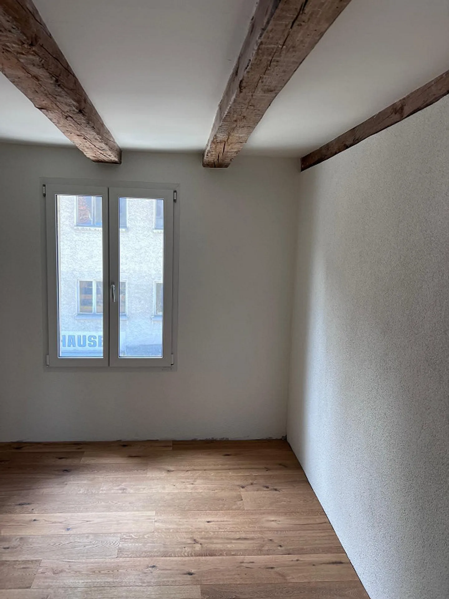 Incantevole appartamento di 2.5 locali - vicino alla natura e conveniente - Foto 2 di 7