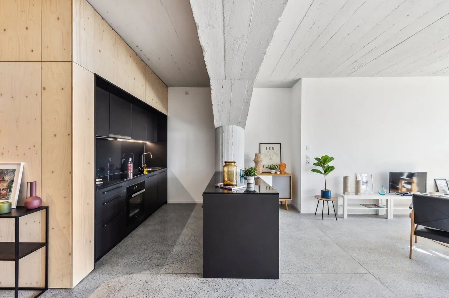 Appartamento con 1 Atelier come Bonus! - Foto 3 di 13