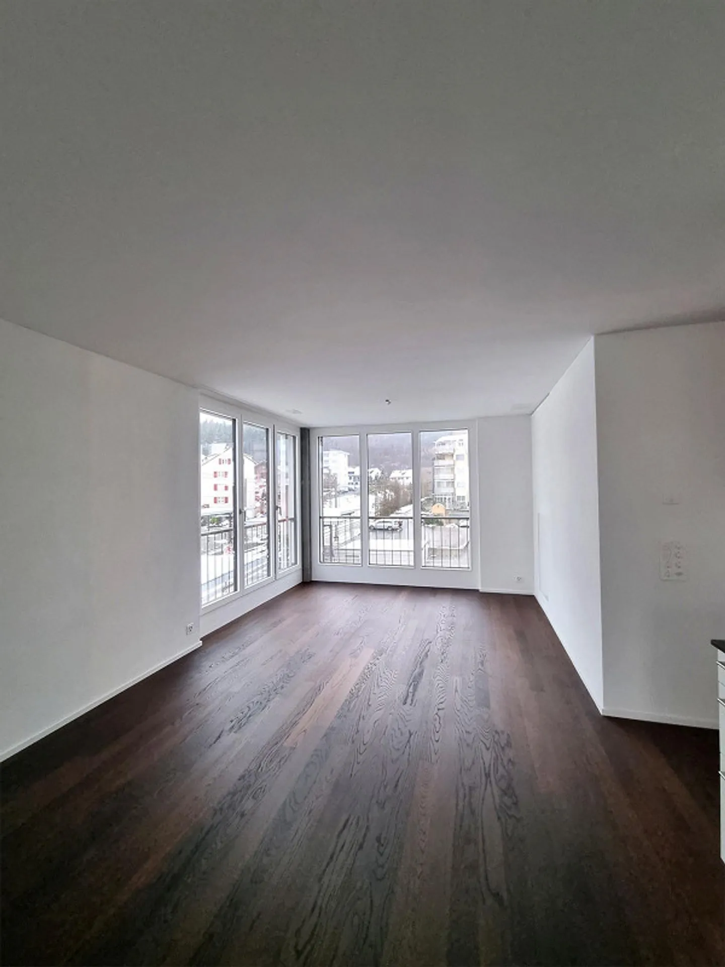 Modernes Apartment mit grosszügiger Loggia - Foto 5 von 10