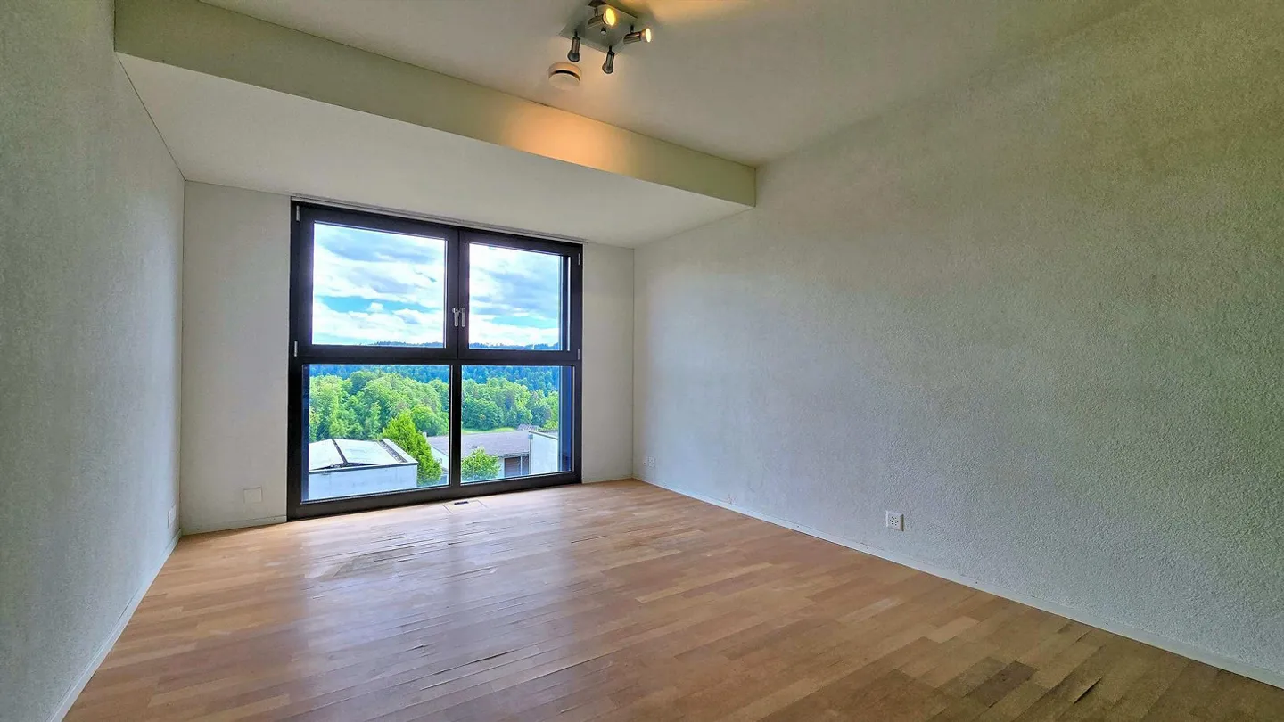 Modernes Einfamilienhaus mit viel Wohnraum und Weitsicht - Photo 11 of 16