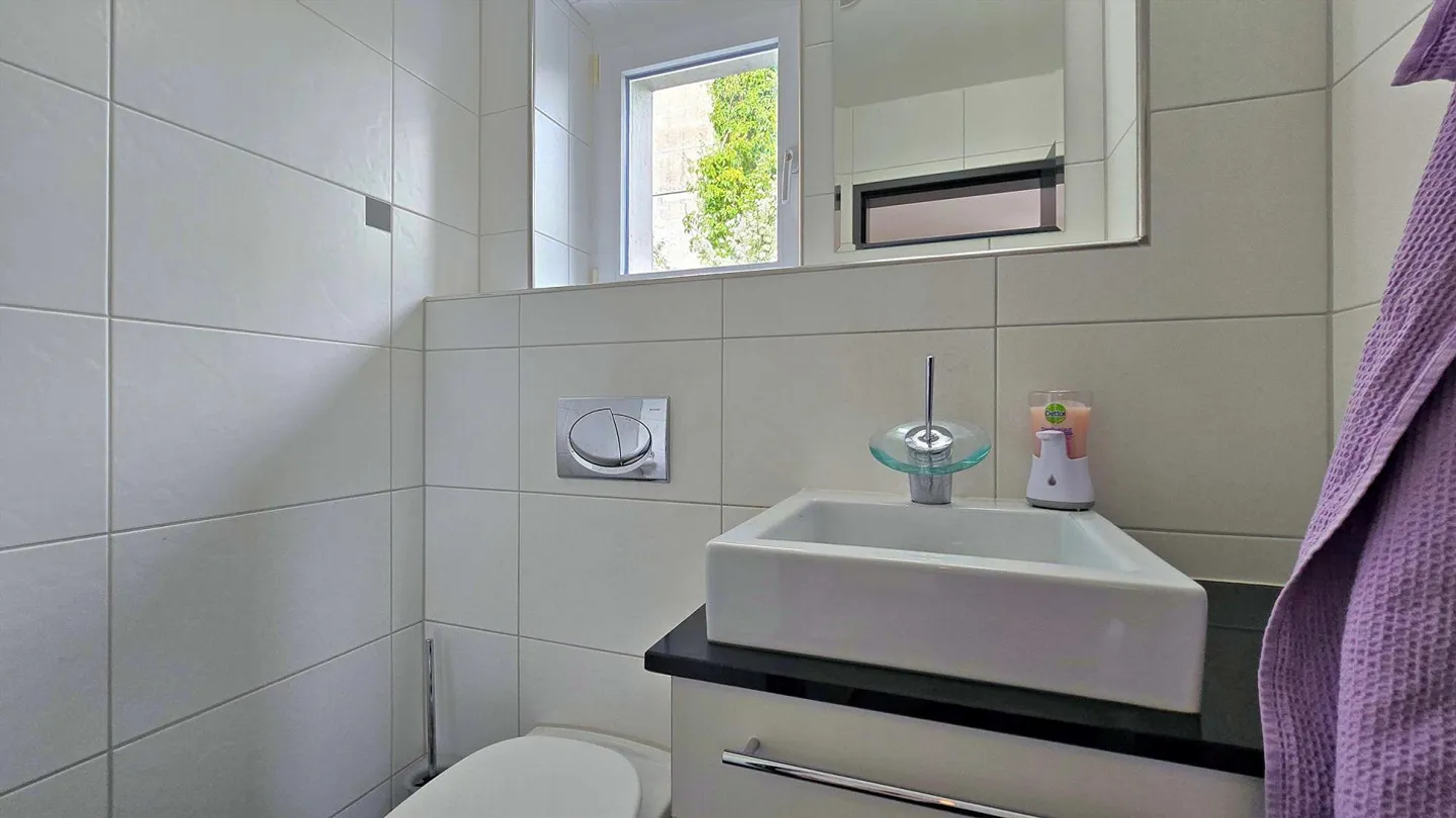 Modernes Einfamilienhaus mit viel Wohnraum und Weitsicht - Photo 14 of 16