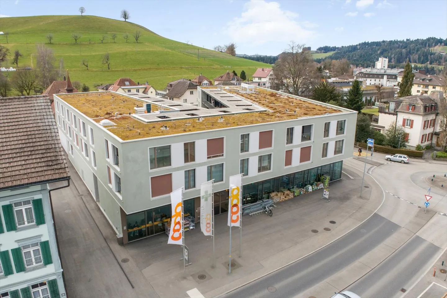 Appartement 3.5 pièces - Foto 1 von 7