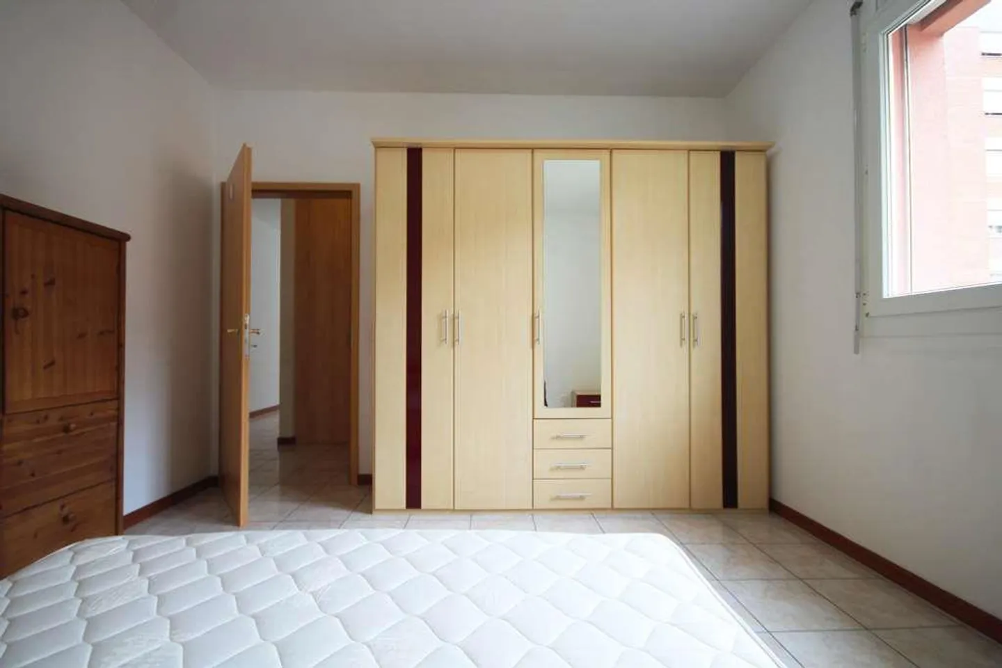 Spazioso 2,5 locali arredato - Foto 3 di 11