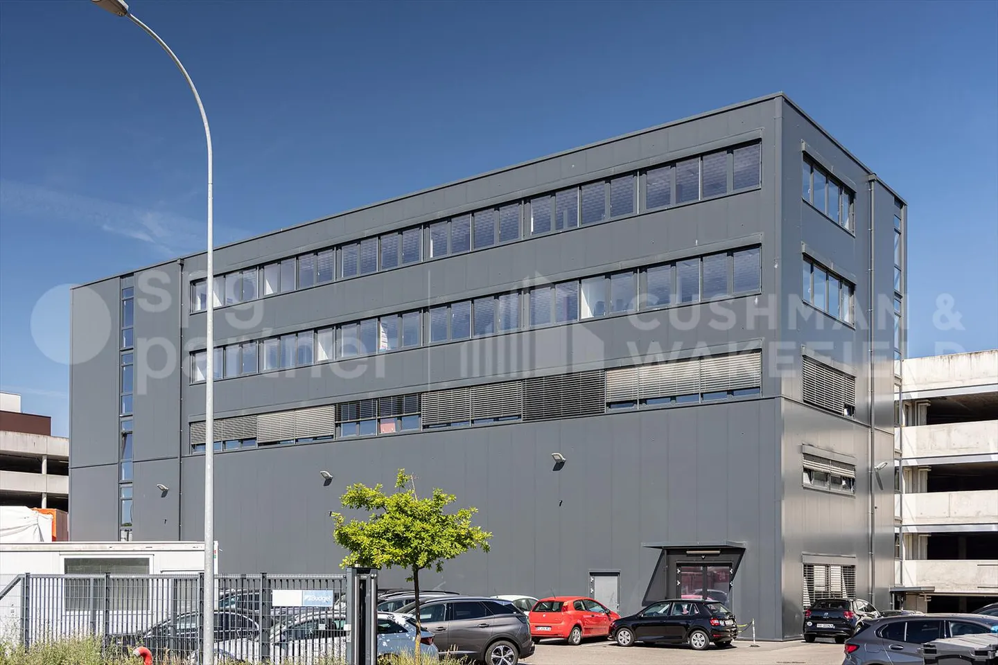 Grenet 25 - Plug & Play Flächen von 460 m² im Herzen von ZIMEYSA - Foto 1 von 7