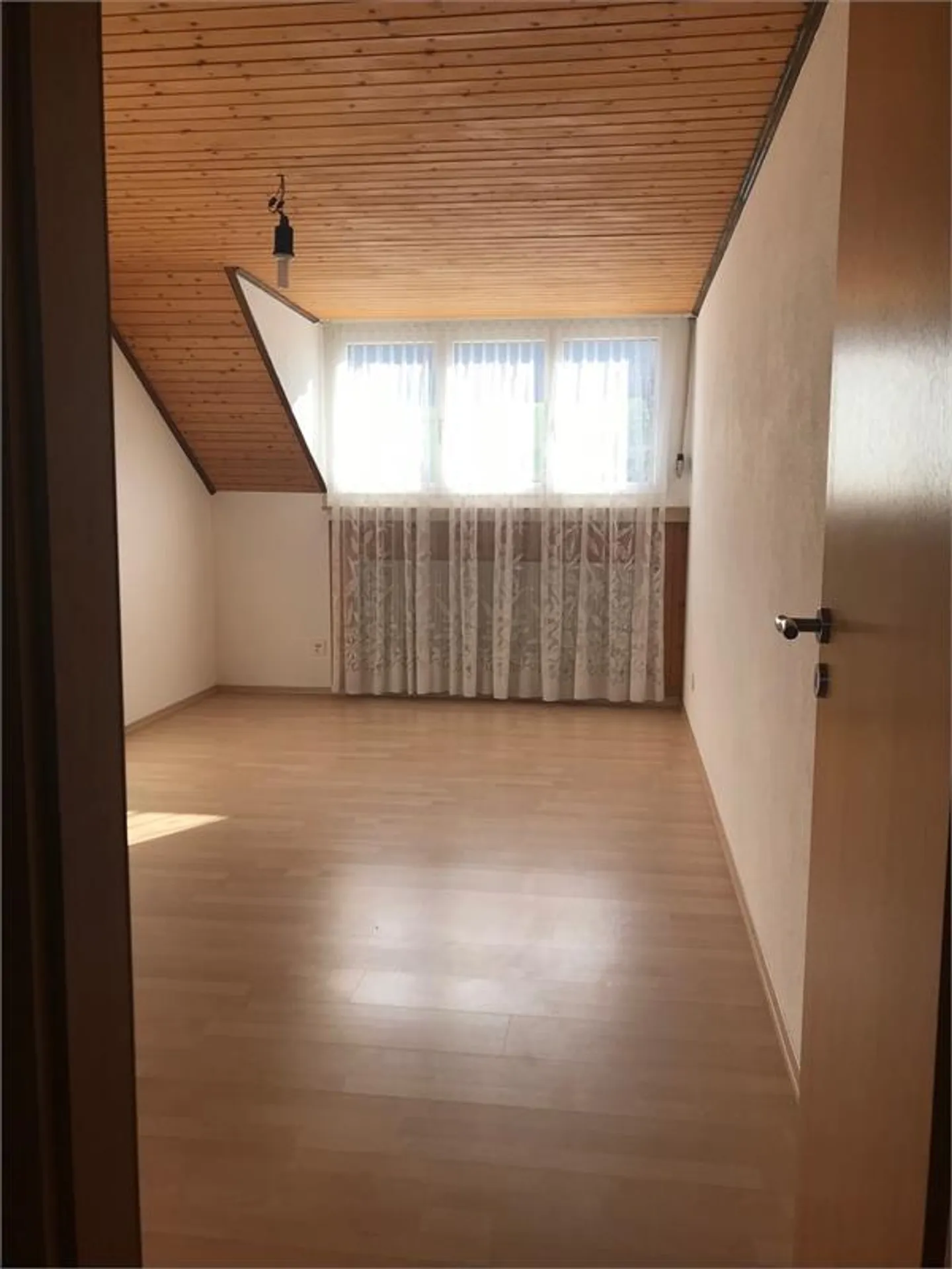 Appartement sous les combles de 3,5 pièces - Photo 14 sur 14