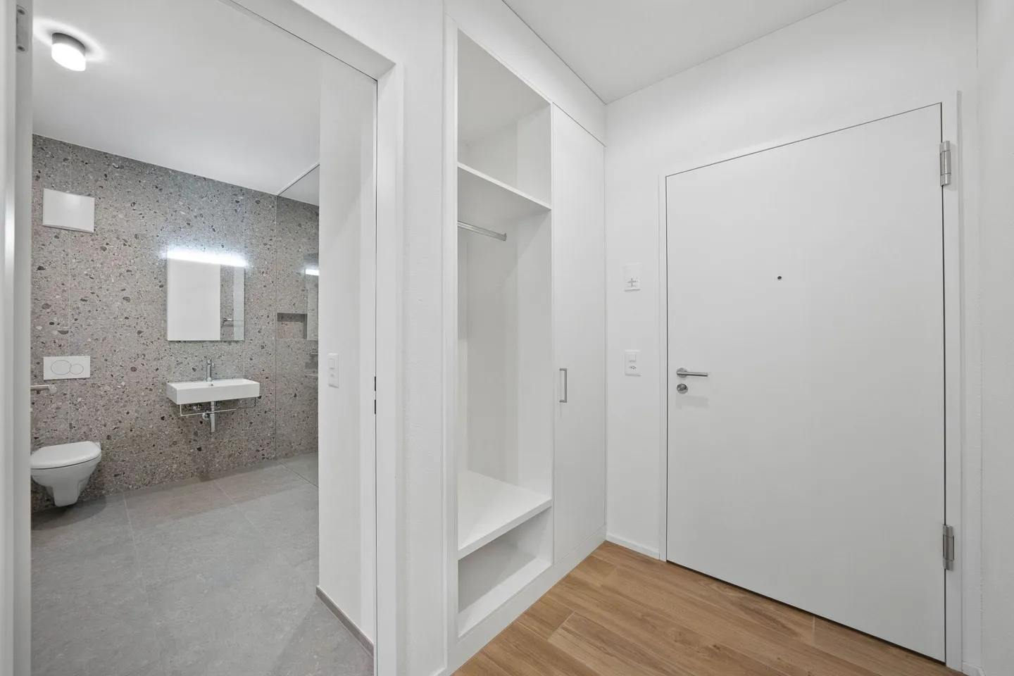 Loft-Atelier with 87 m² in B50 - Living and Working in the Center of Buchs - Photo 2 of 10