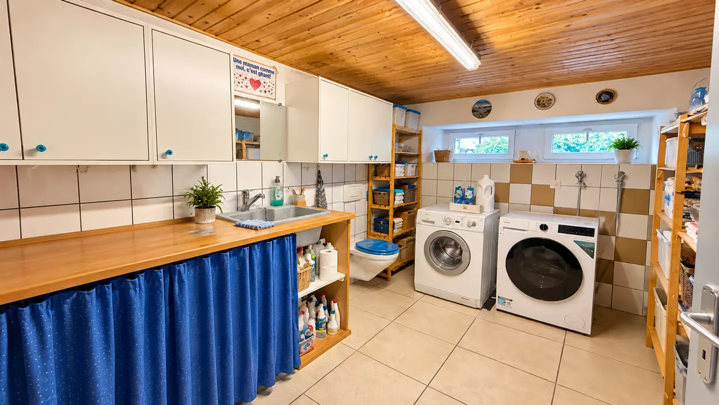 For sale, Detached house, 2738 Court, Ref Court10 - Photo 13 of 13
