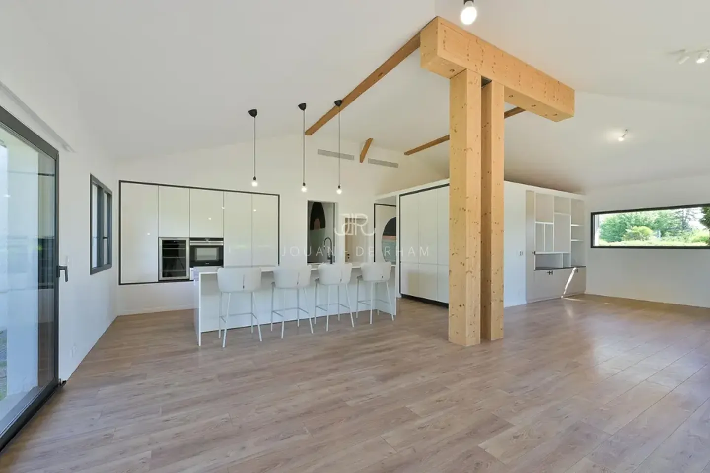 Crassier | Fully renovated family home - Photo 7 of 13