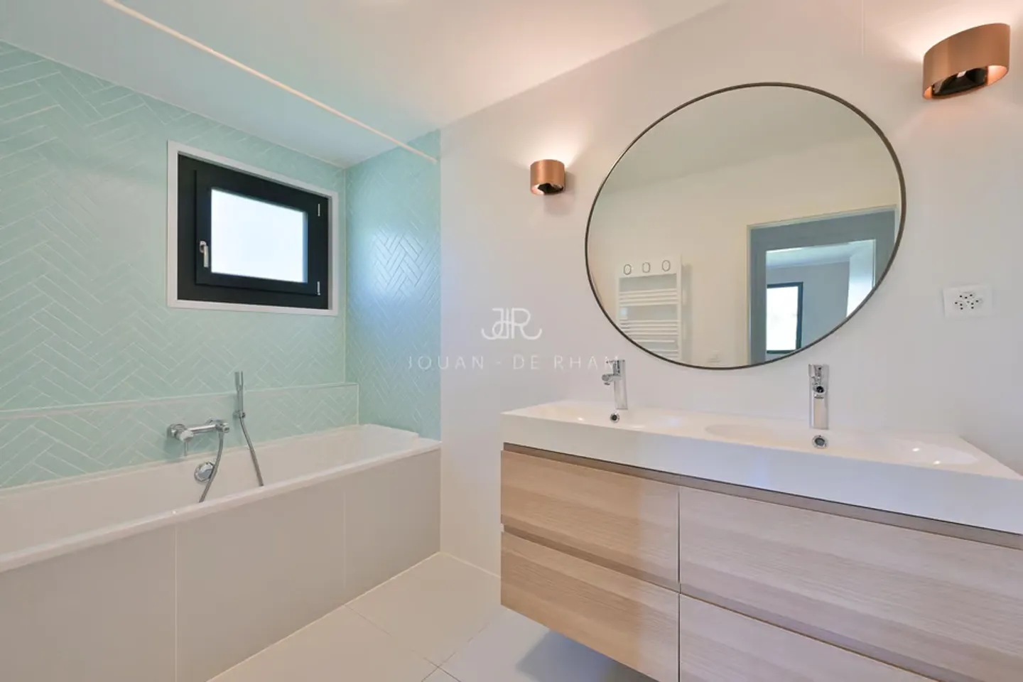Crassier | Fully renovated family home - Photo 8 of 13