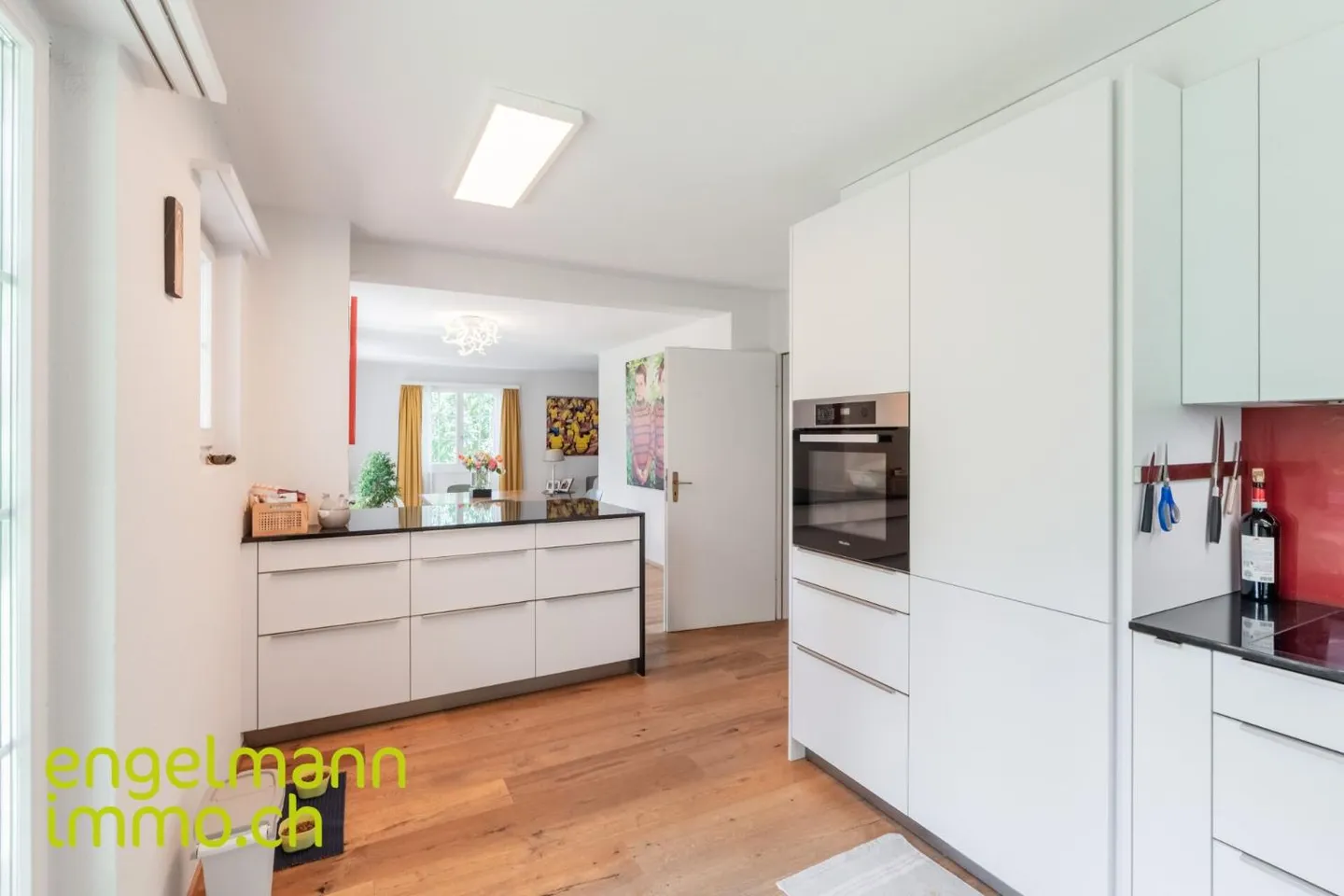 Casa unifamiliare con appartamento separato - Foto 7 di 13