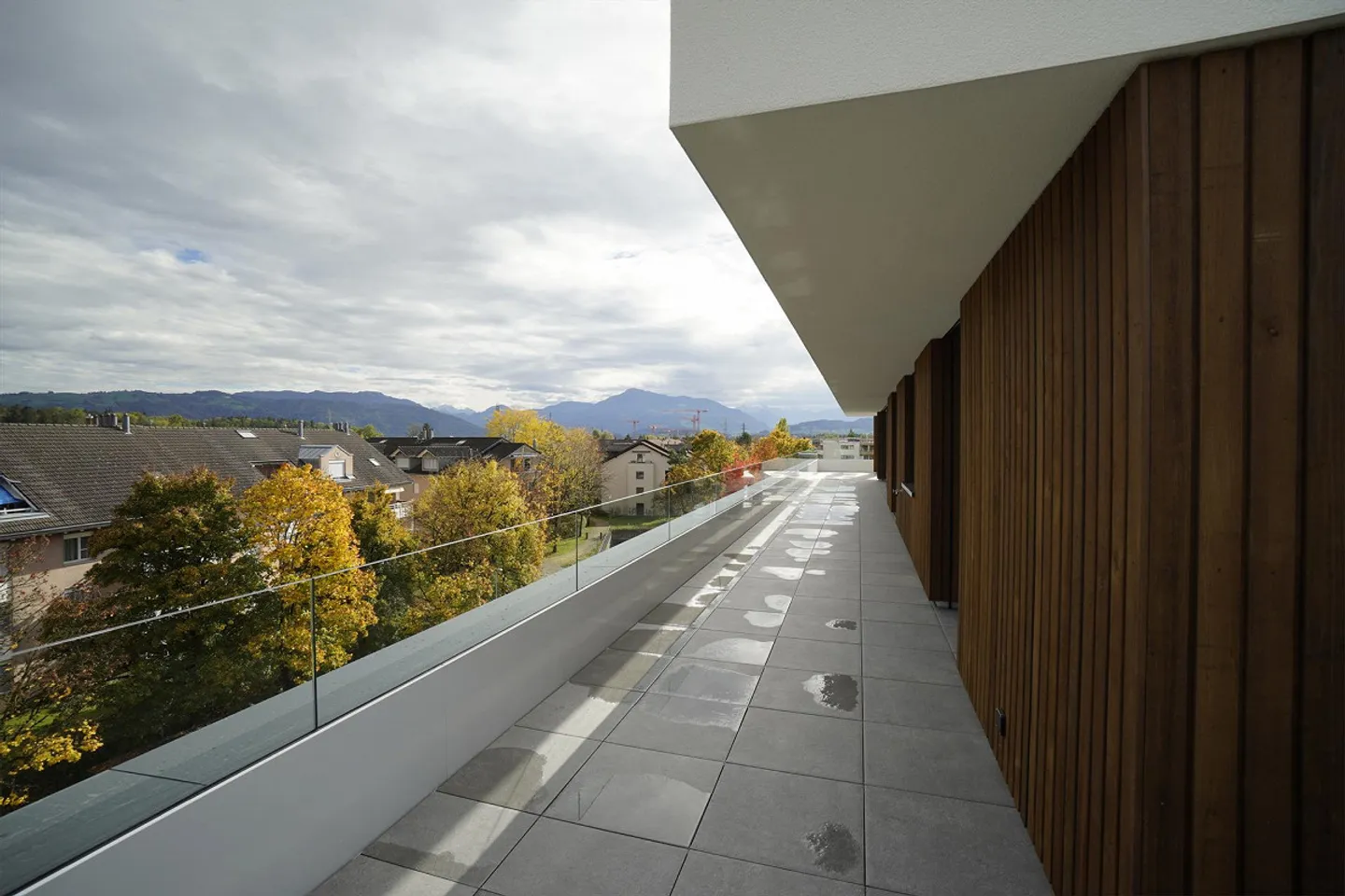 4.5 Zimmer-Attika Wohnung mit grosser Terrasse - Foto 12 von 16