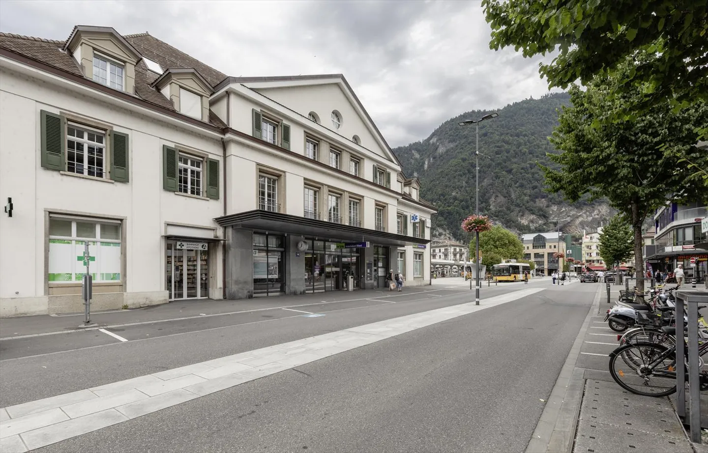 Centrale e ben collegato, il tuo nuovo ufficio alla stazione - Foto 2 di 7